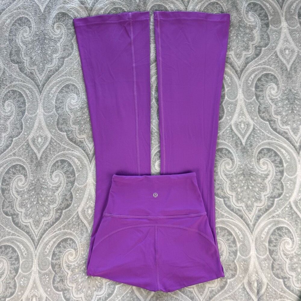 Womens Lululemon Groove Super-High-Rise Flared Pant *Nulu
